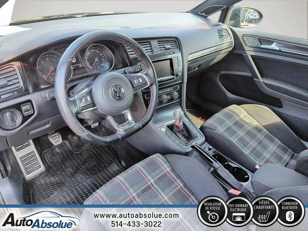 Volkswagen Golf GTI photo Volkswagen Golf GTI