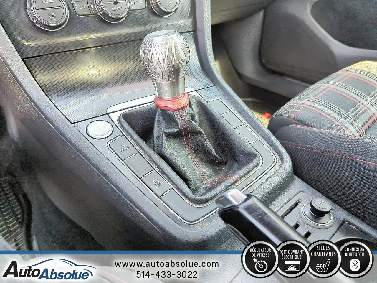 Volkswagen Golf GTI photo Volkswagen Golf GTI
