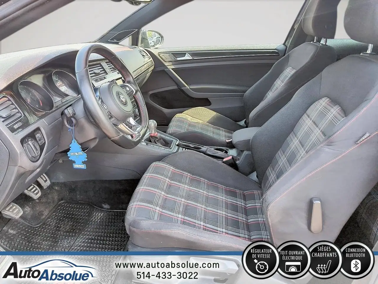 Volkswagen Golf GTI photo Volkswagen Golf GTI