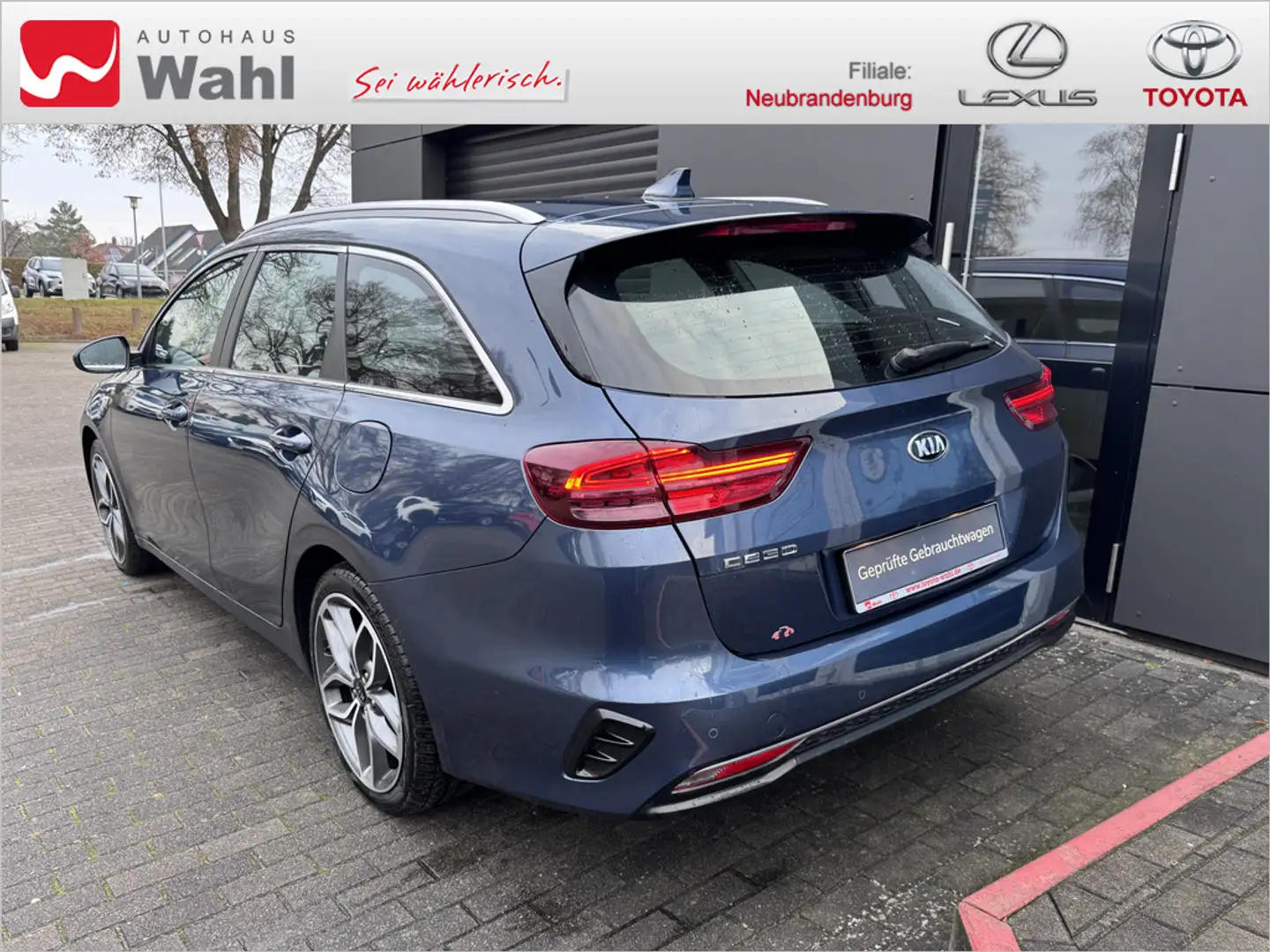 Kia Ceed / cee'd Blau - 2