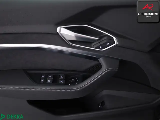 Audi E-Tron view 14