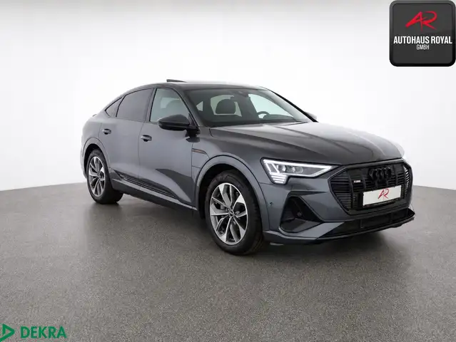 Audi E-Tron view 7