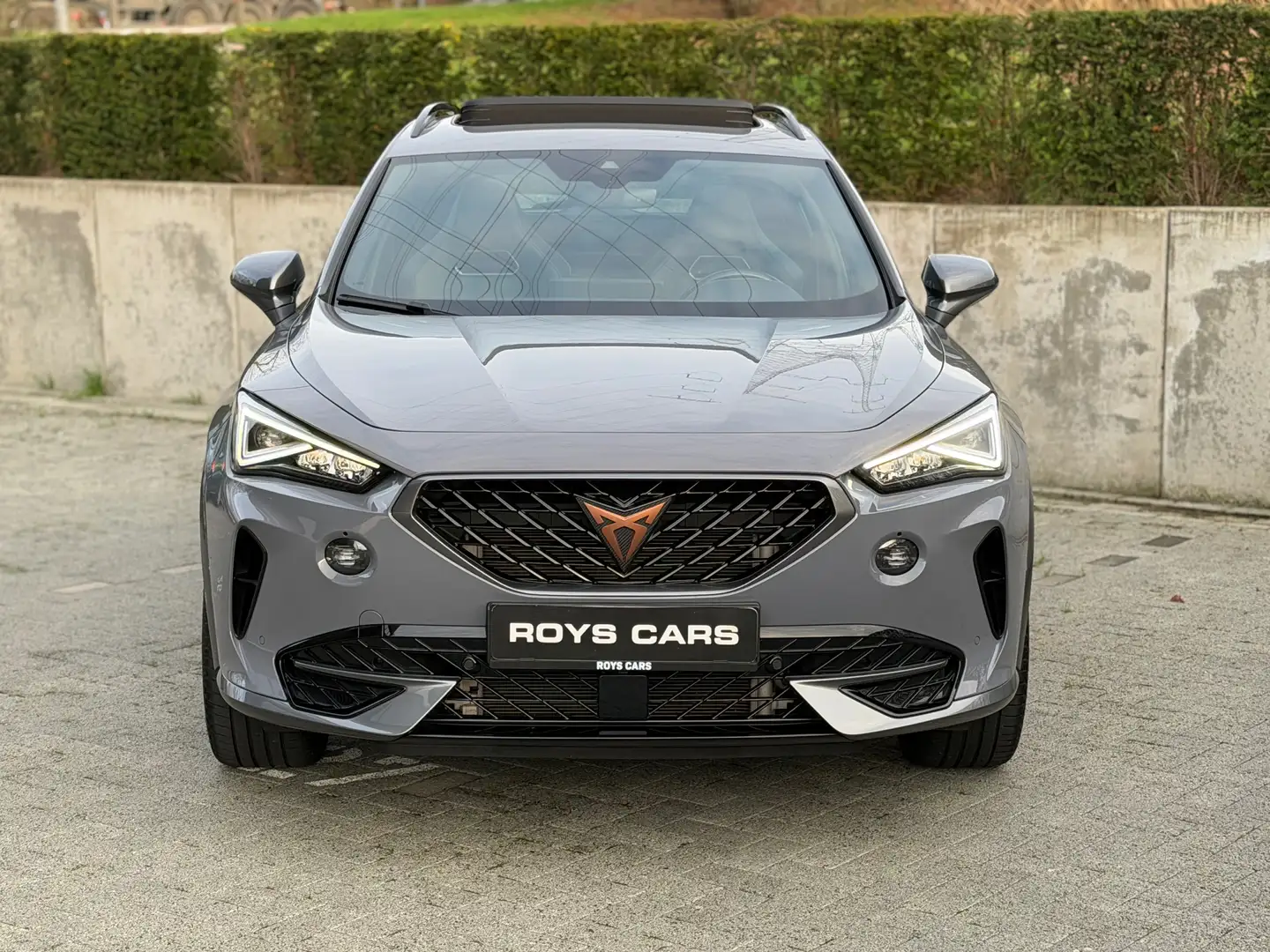 CUPRA Formentor VZ 1.4 e-Hybrid - PANO/TREKHAAK/CAMERA/KEYLESS Grijs - 2