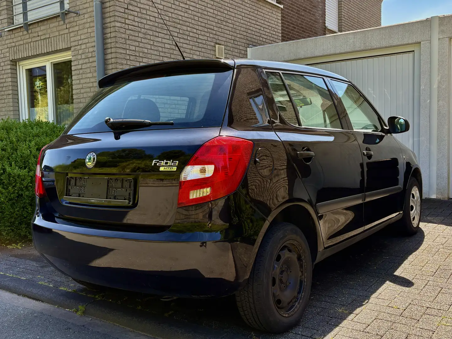 Skoda Fabia 1.2 | Gepflegt | TÜV 09/26 | 8-fach, Klima - 2
