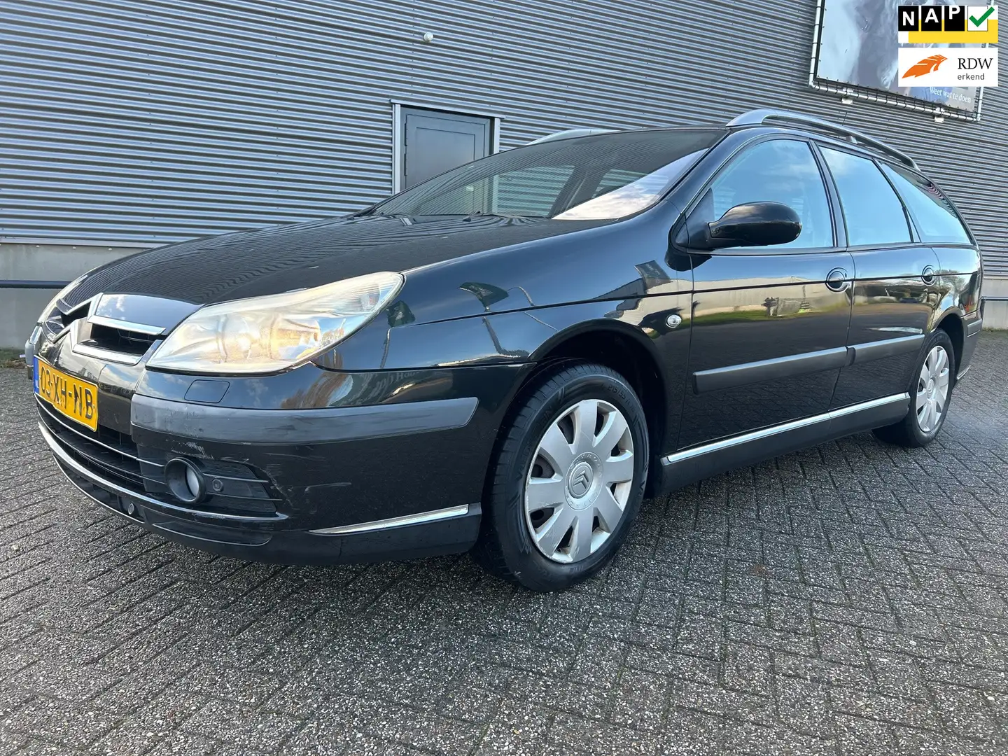Citroen C5 Break 2.0-16V Ligne Prestige Automaat, parkeer sen Zwart - 1