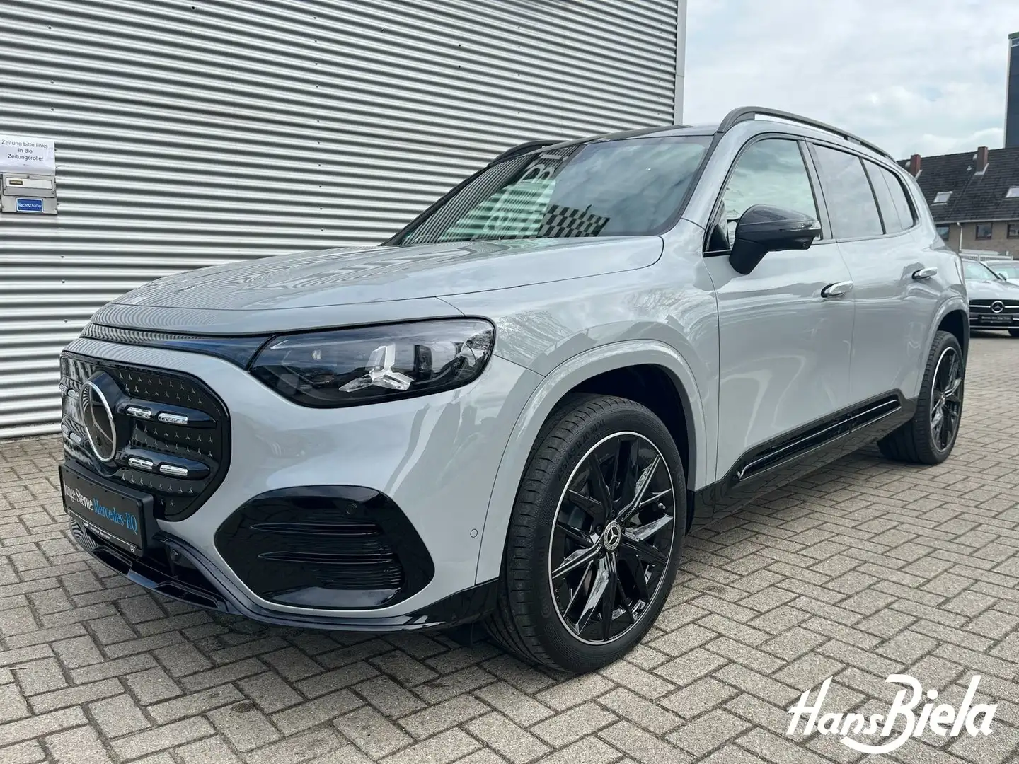 Mercedes-Benz GLB 250 GLB 250+ AMG/Prem+/Night/Pan/20"/7Si/Dis/AHK/HUD Grau - 2