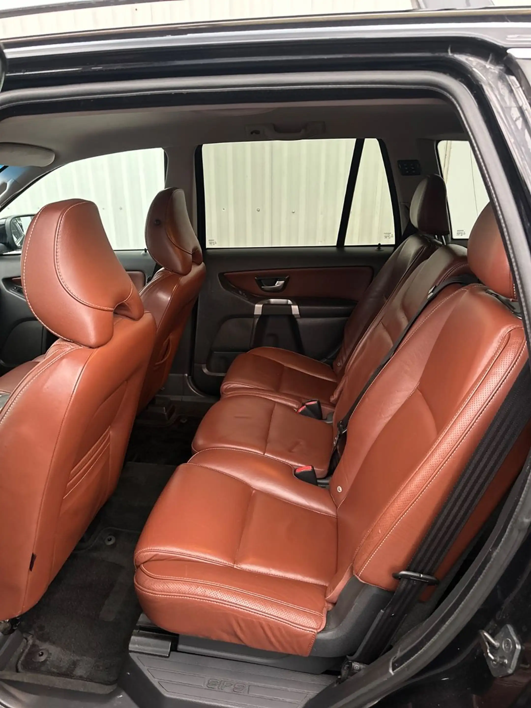 Volvo XC90 D5 Summum TÜV & Zahnriemen neu — photo 12