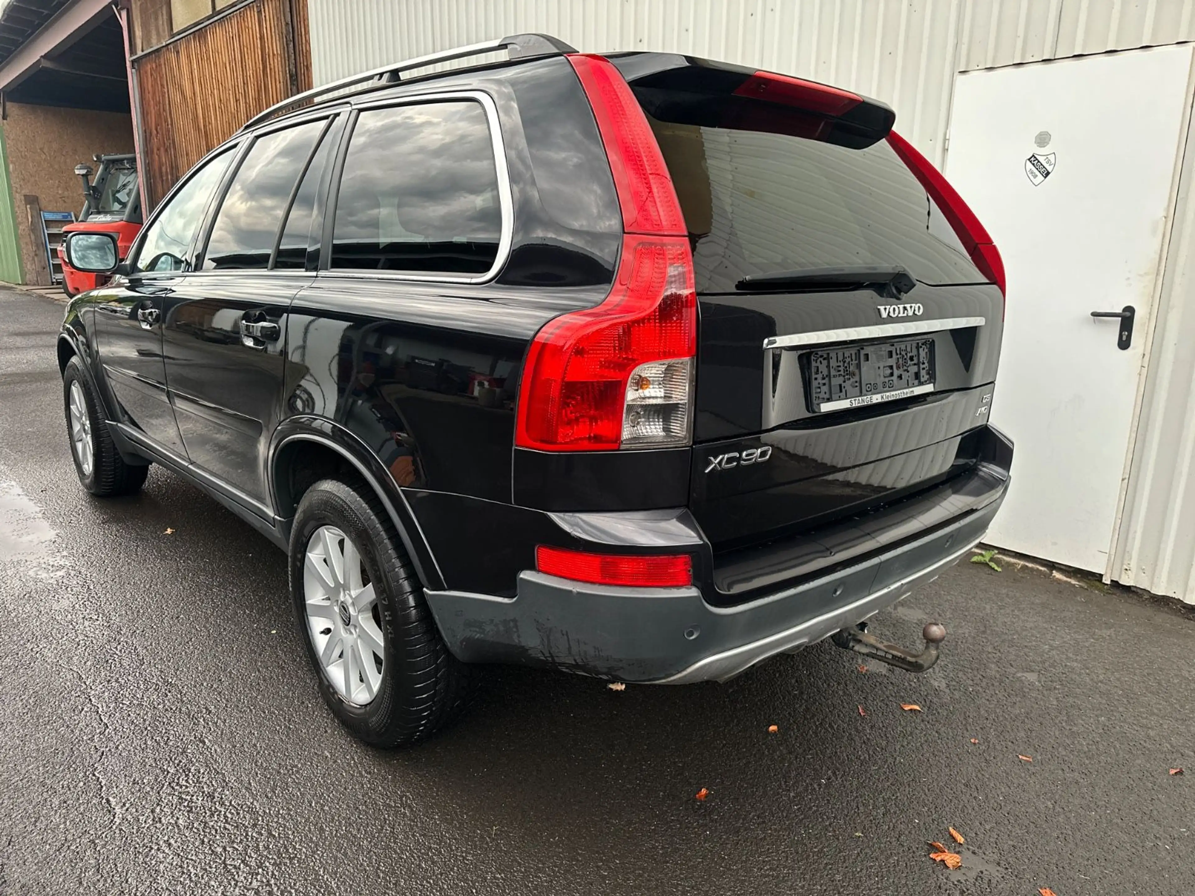 Volvo XC90 D5 Summum TÜV & Zahnriemen neu — photo 4