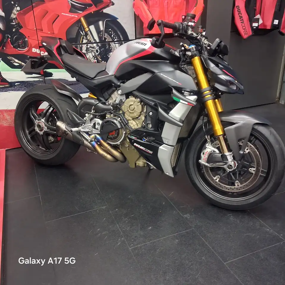 Ducati Streetfighter