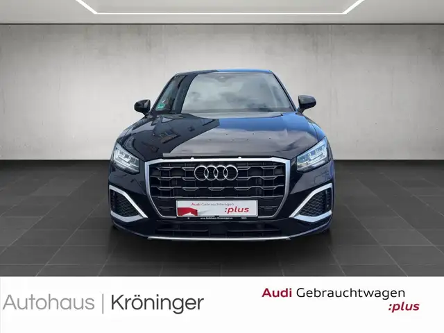 Audi Q2 view 5