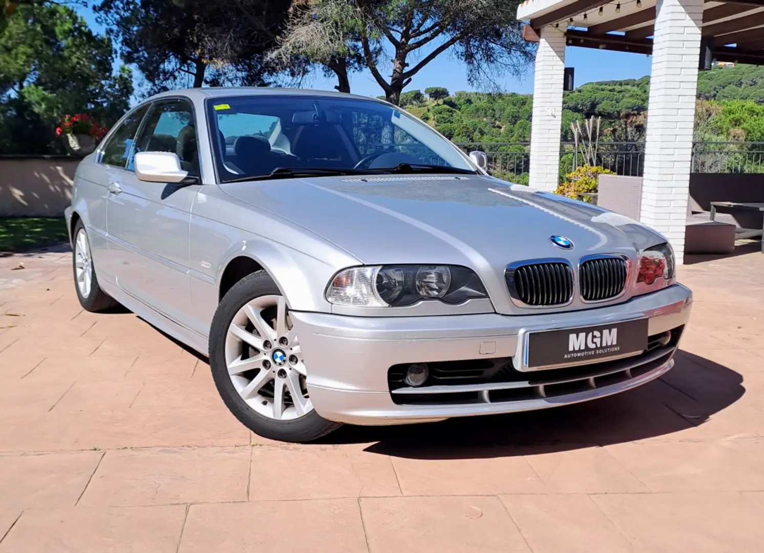 BMW 320 Ci Gris - 1