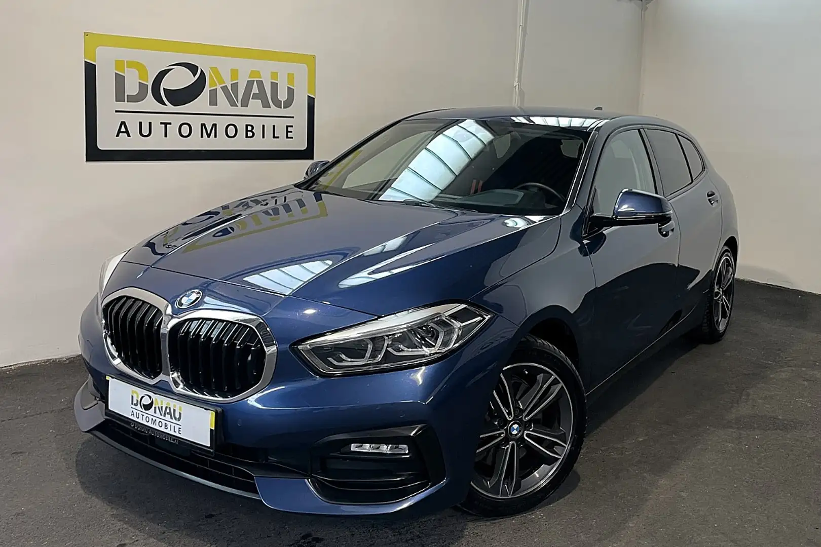 BMW 118 i Sport * Erstbesitz * AHK * Sport * Lenkradhei... Blau - 1