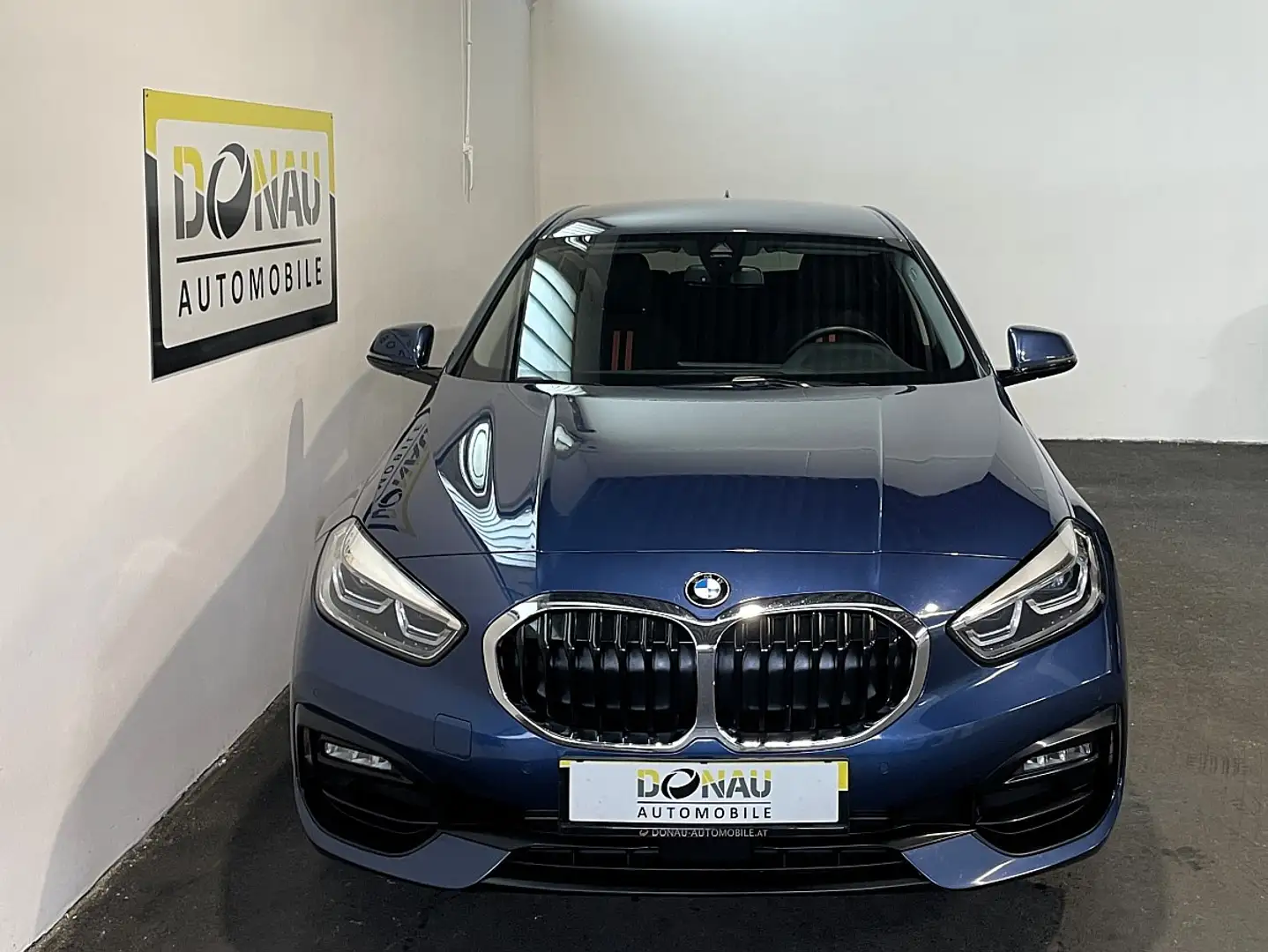 BMW 118 i Sport * Erstbesitz * AHK * Sport * Lenkradhei... Blau - 2