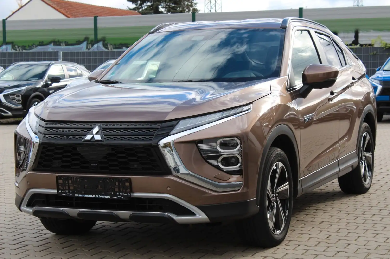Mitsubishi Eclipse Cross 2.4 Intro Edition 4WD Brun - 1