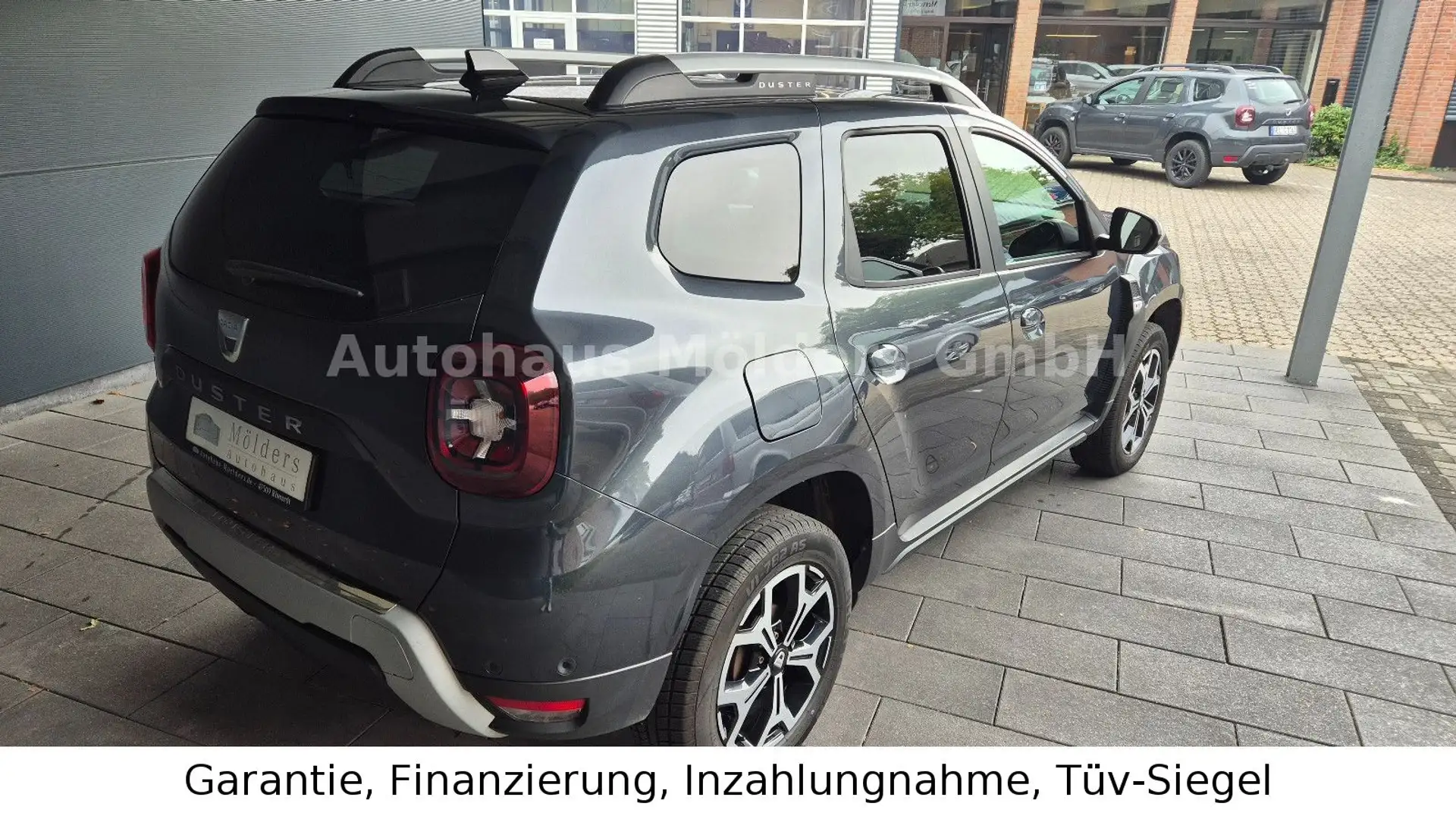 Dacia Duster *Garantie*Navi*AHK*189€ mtl. Grau - 2