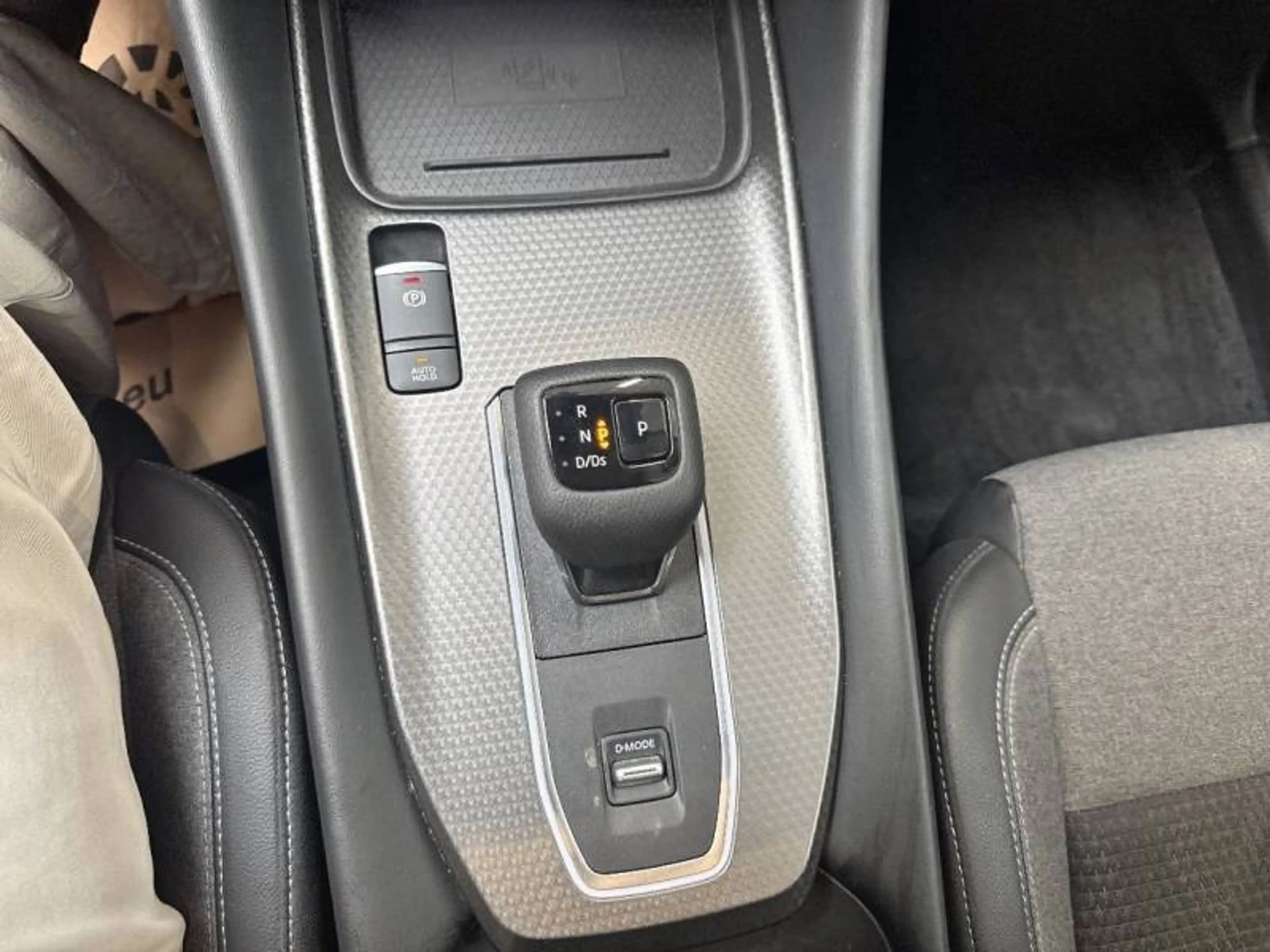 Nissan Qashqai 3 MHEV 116KW Xtronic N-Connecta — photo 15