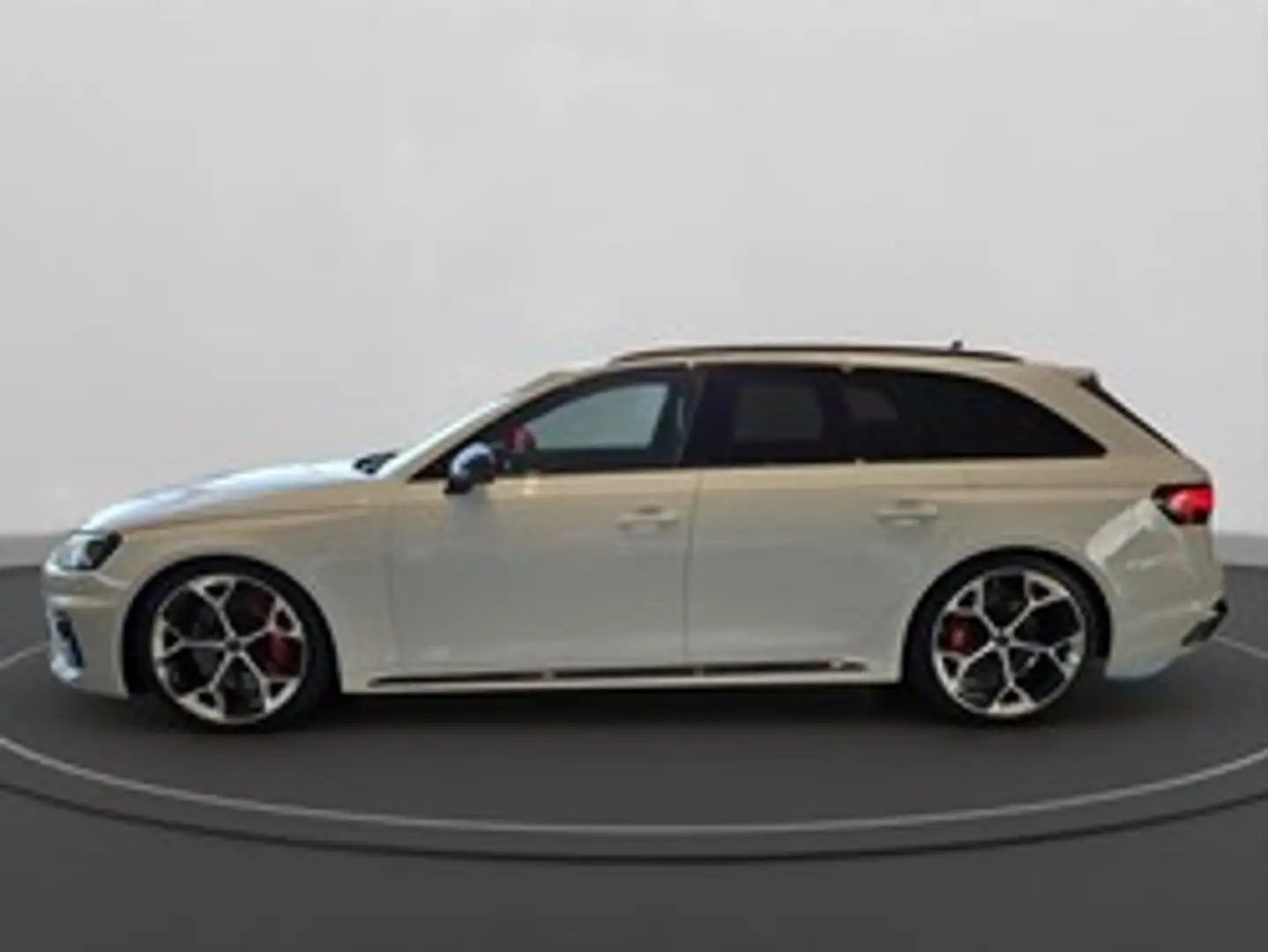 Audi RS4 Avant (8WD) Weiß - 2
