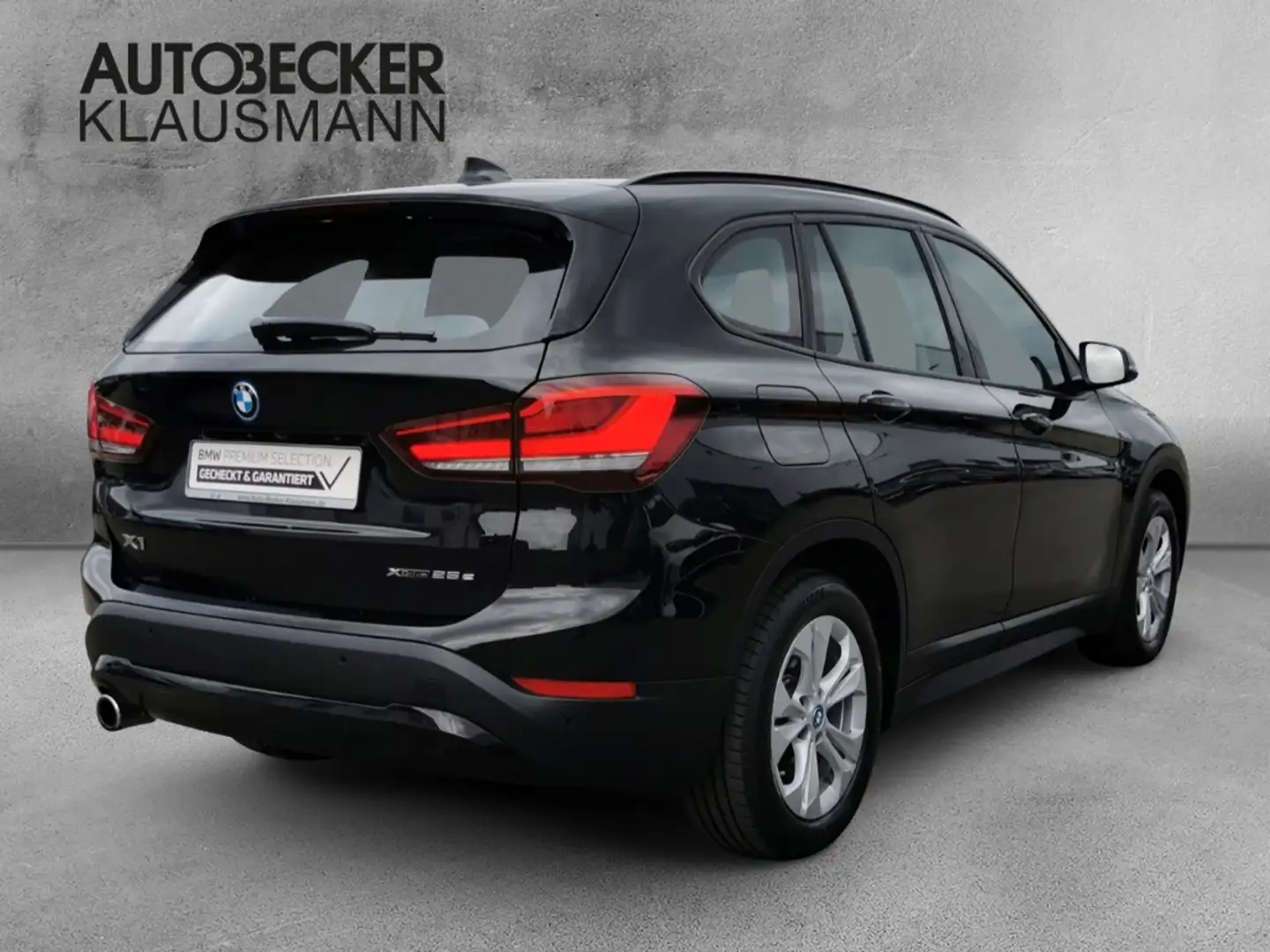 BMW X1 xDRIVE 25e ADVANTAGE AUTOMATIK NAVI LED PDC AHK Zwart - 2