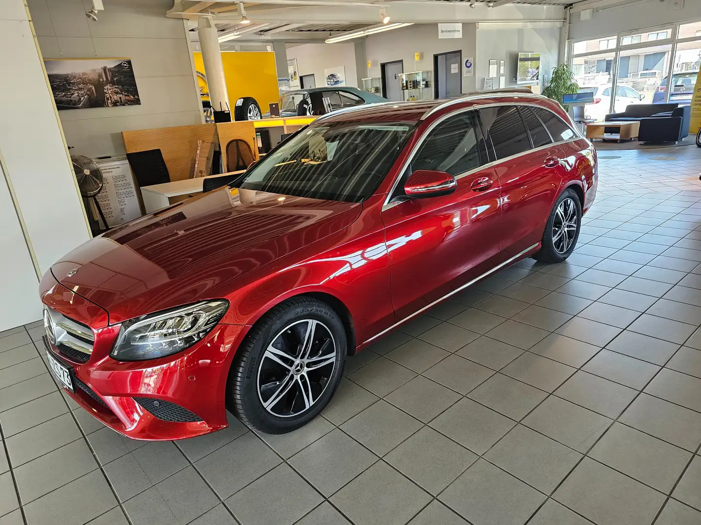 Mercedes-Benz C 220 C 220 d T 9G-TRONIC Avantgarde Rouge - 2