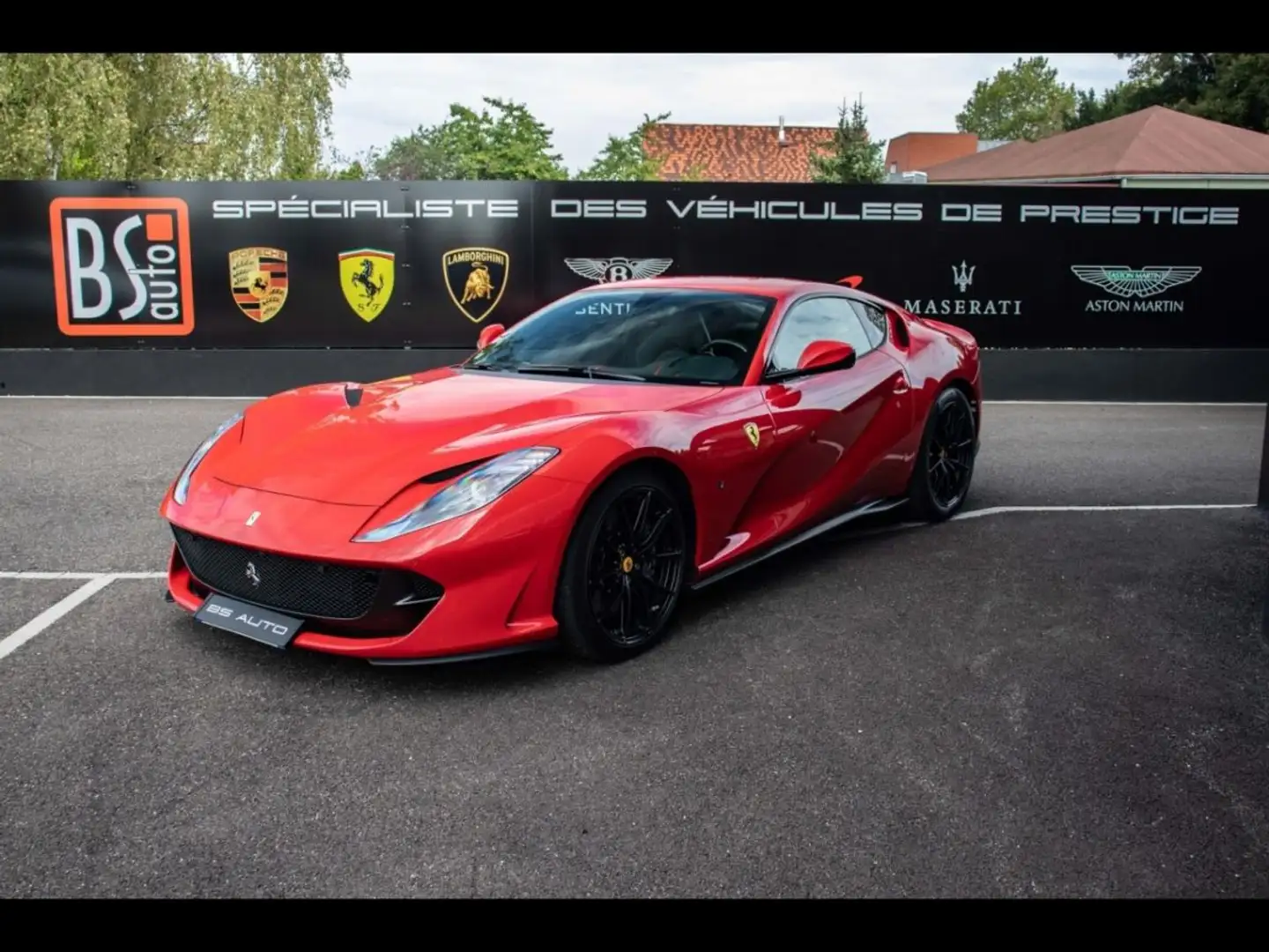 Ferrari 812 - V12 6.5l - 800ch Or - 1