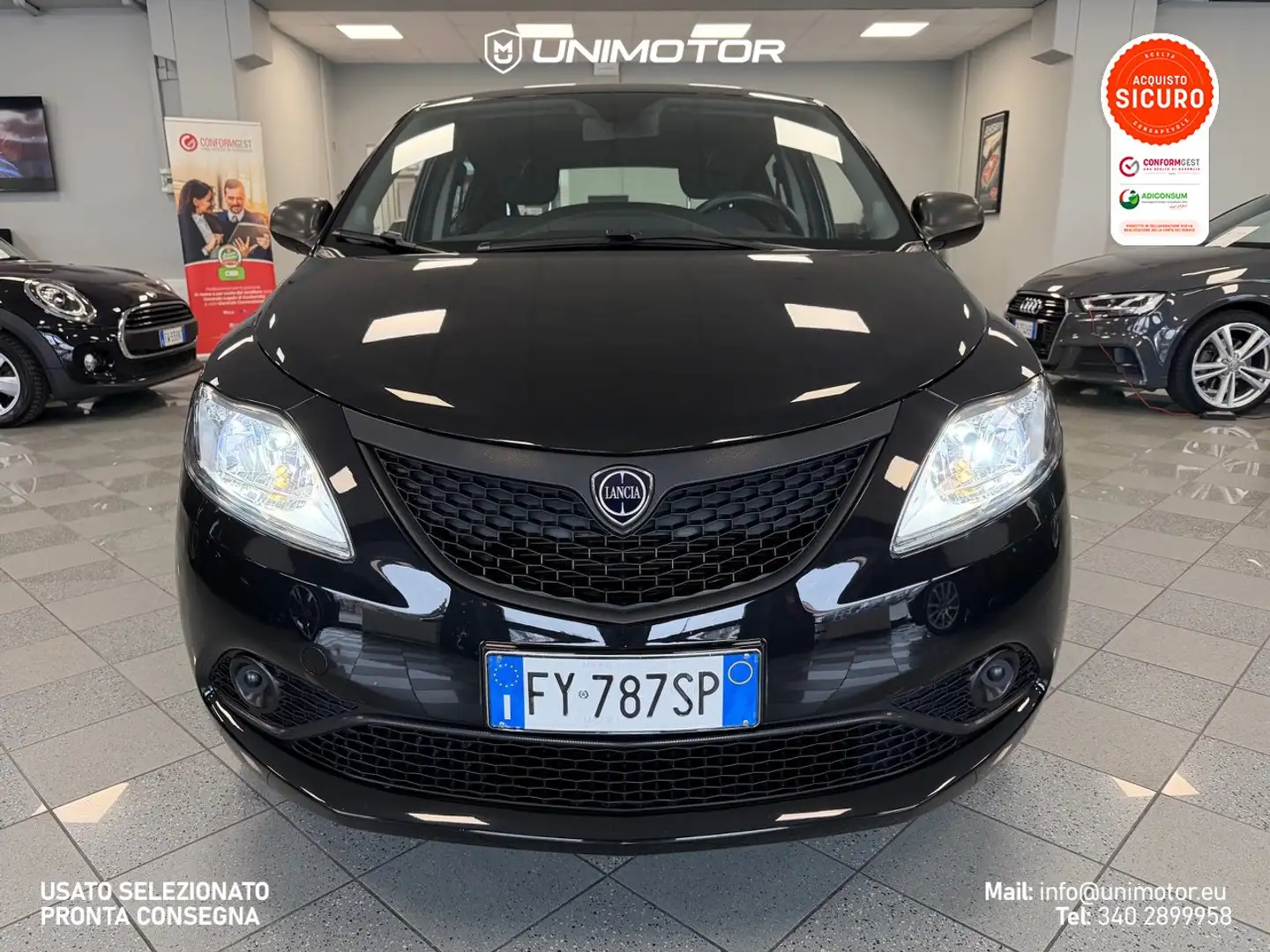 Lancia Ypsilon Black and Noir 1.2 Manuale 69cv Noir - 2