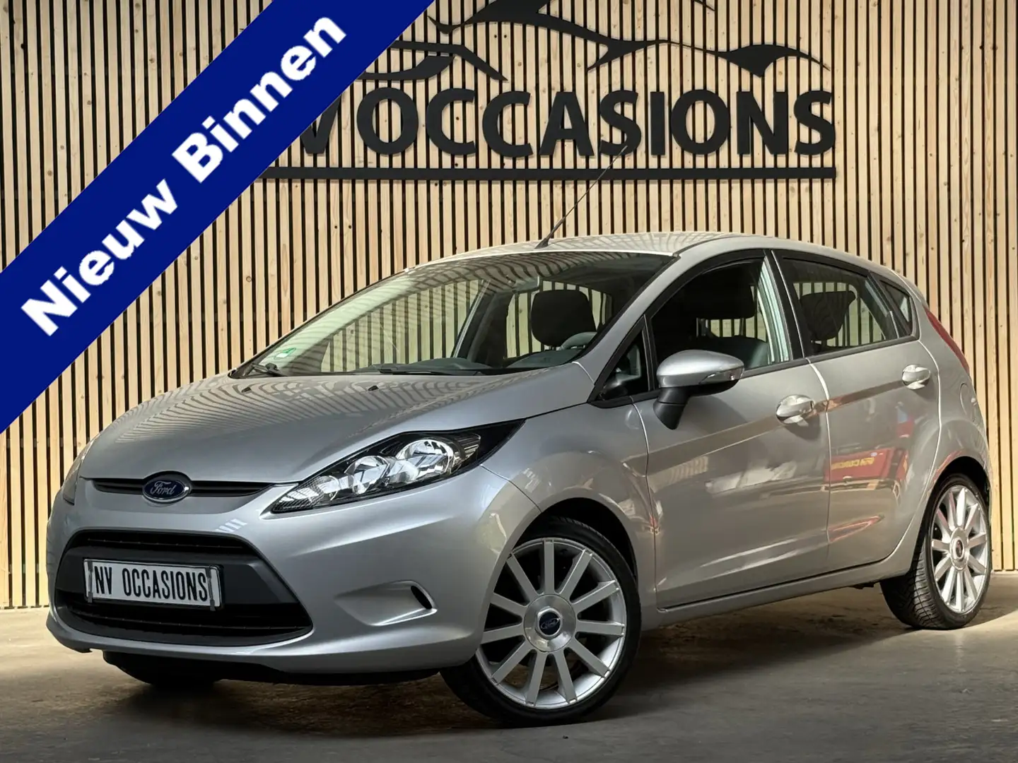 Ford Fiesta 1.25 Limited NWE DISTRIEM/AIRCO/17"LV/NAP/SPORTIEF Gris - 1