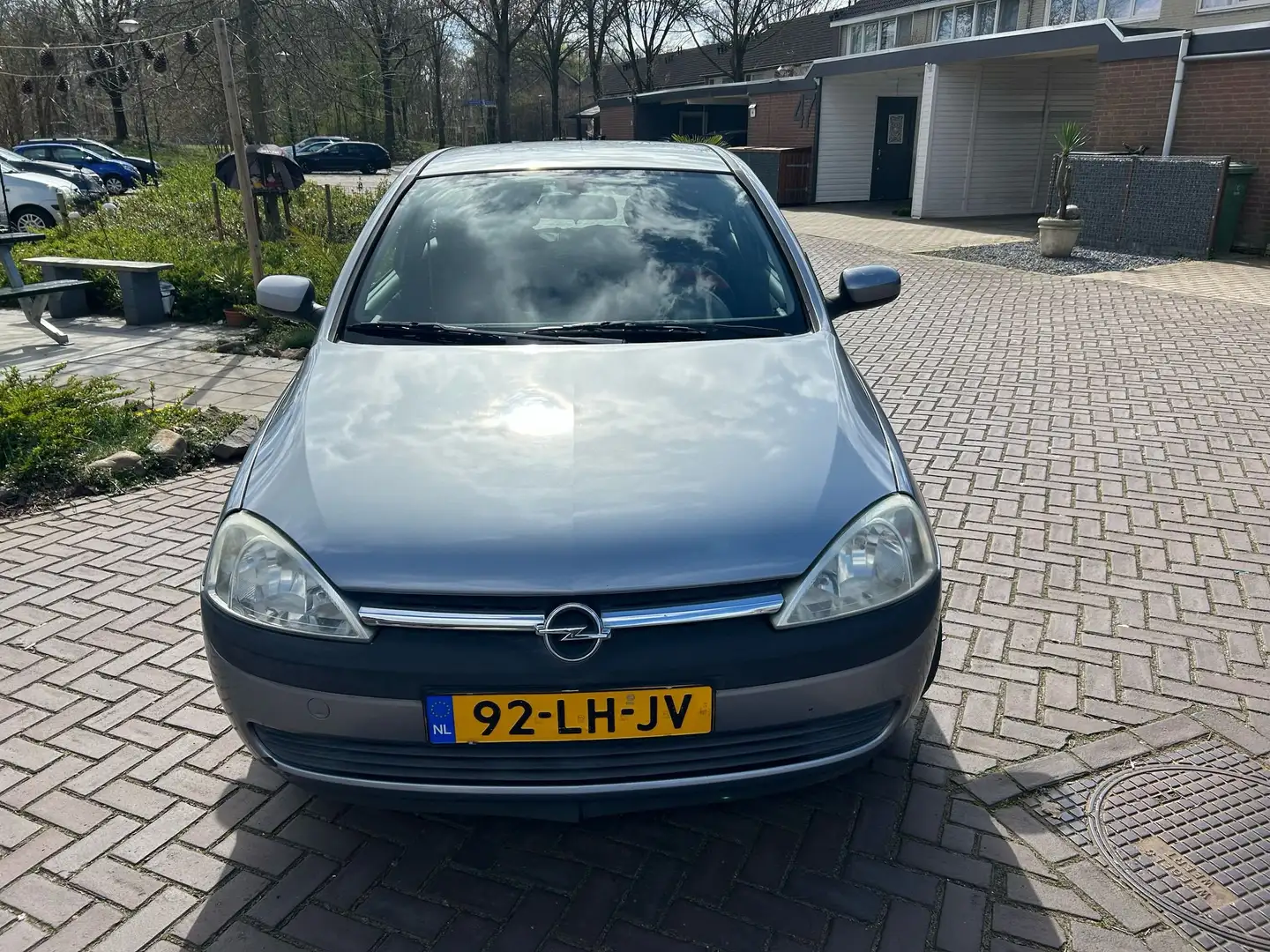 Opel Corsa Corsa 1.2-16V Njoy Grijs - 1