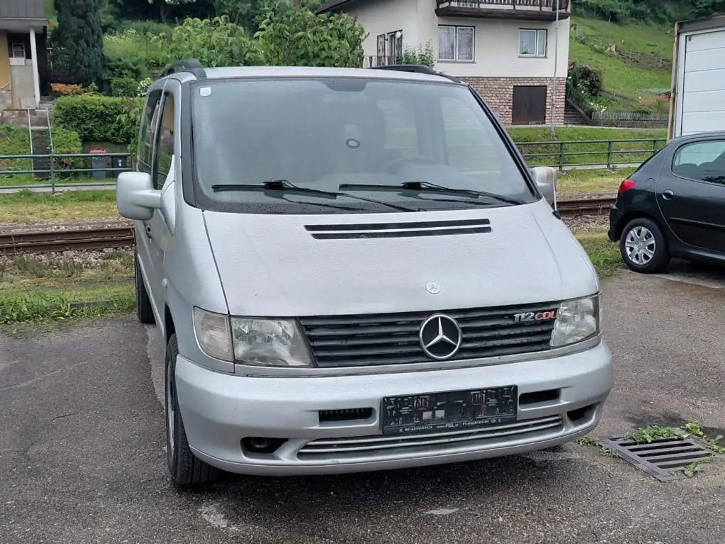 Mercedes-Benz Vito Vito 112 D L CDI Argent - 1