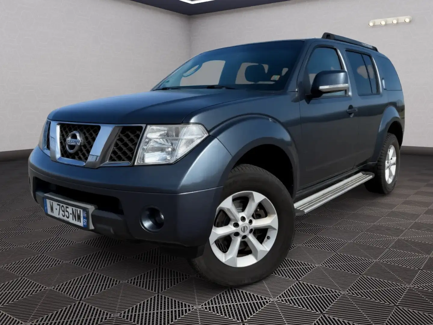 Nissan Pathfinder 2.5 dCi SE Azul - 1