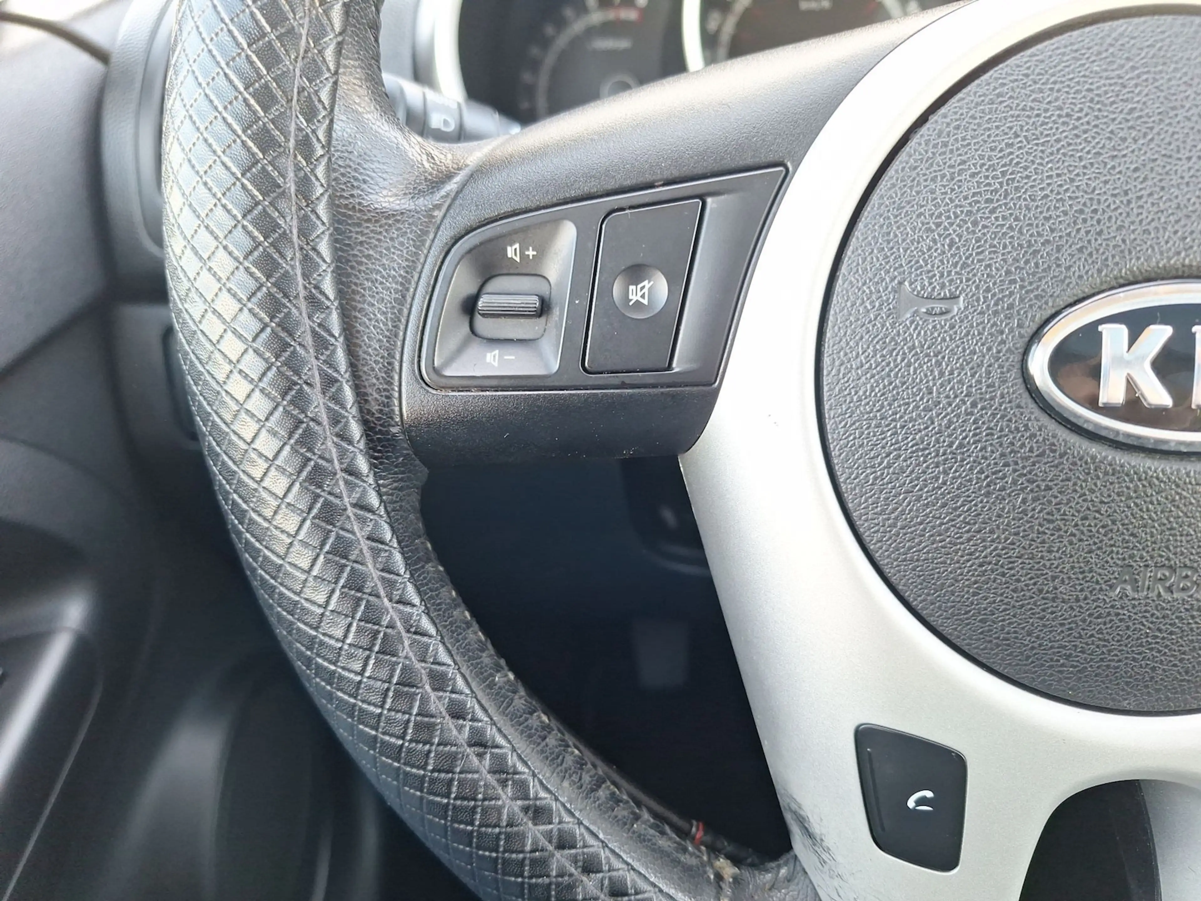 Kia Venga Spirit el. Panorama*PDC*SHZ*Service neu — photo 15