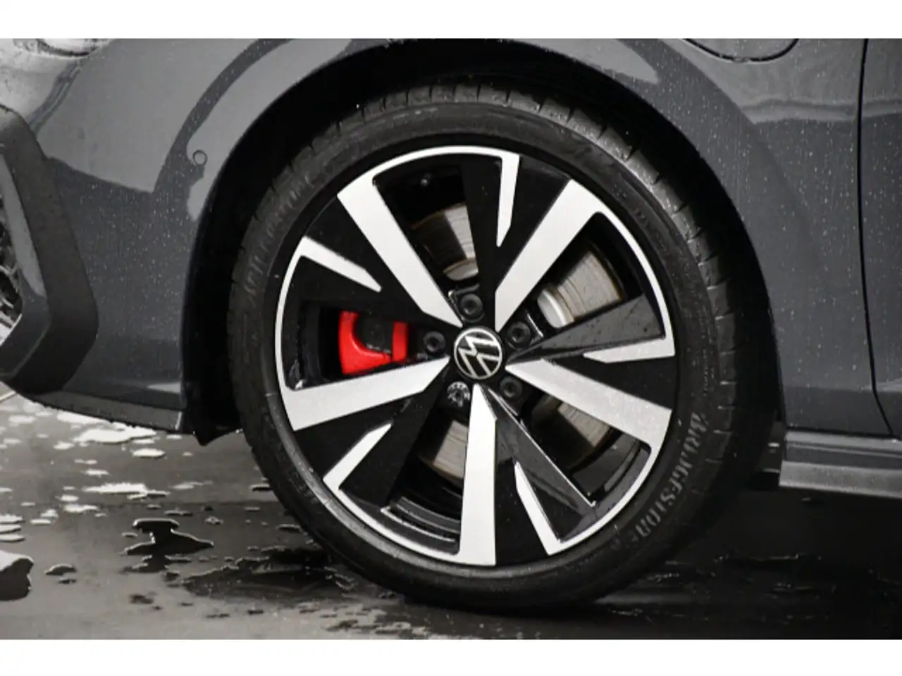 Volkswagen Golf GTE 8 VIII 1.5 eTSI Hybrid DSG GTE Black Style 13