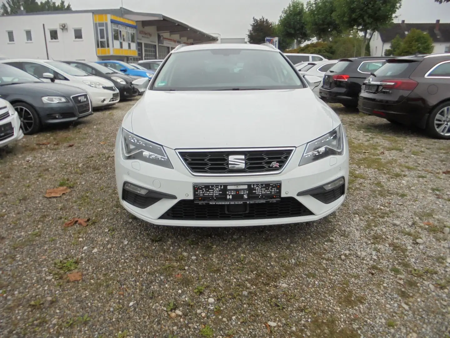 SEAT Leon ST FR~ 1.Hd ~ Navi ~ Beats ~ LED ~ Gepflegt Weiß - 2