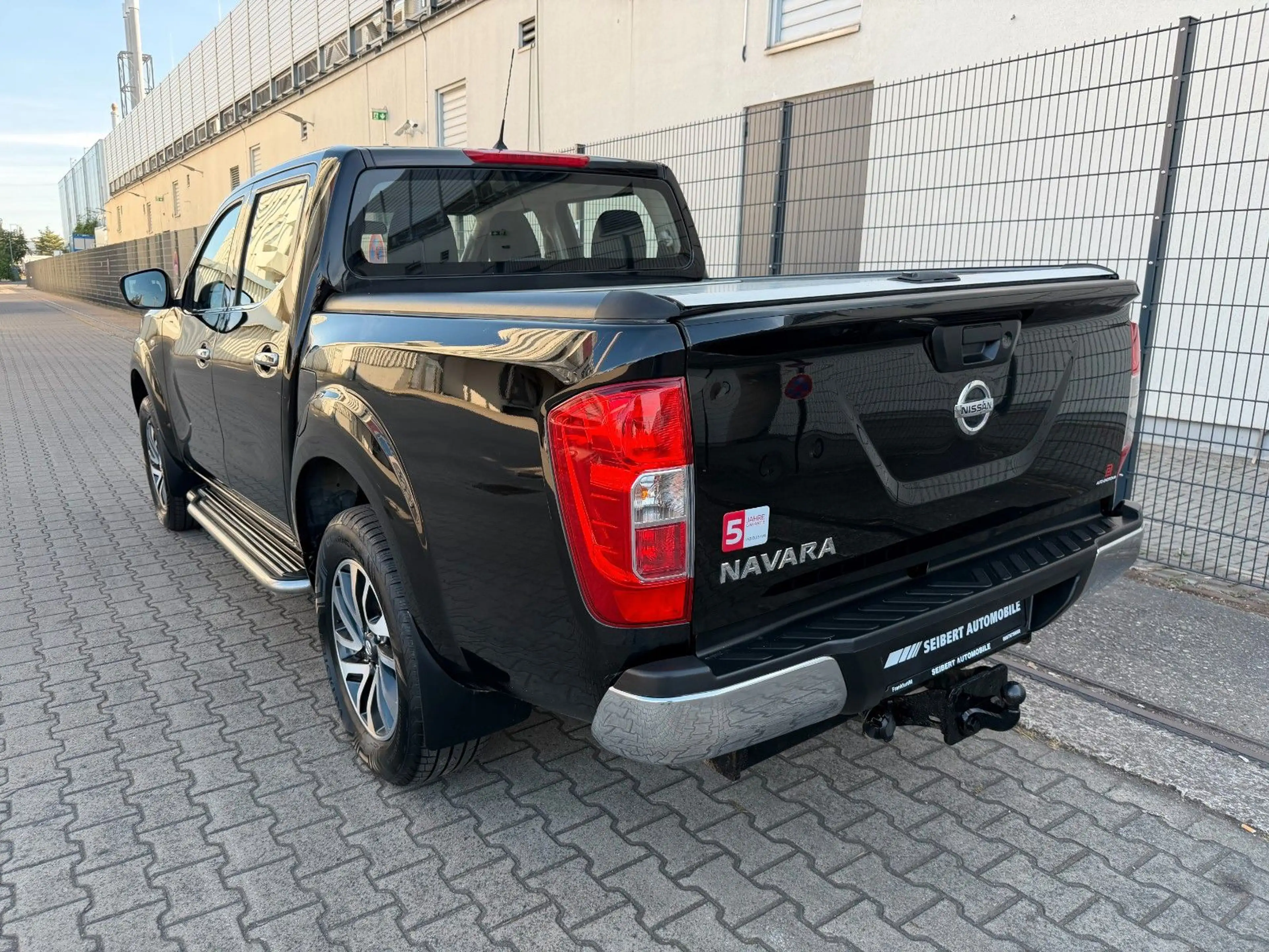 Nissan Navara NP300 Acenta Double Cab 4x4 AHK/SHZ — photo 7