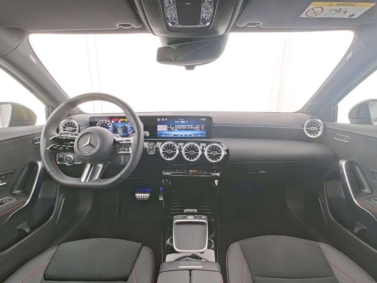 Mercedes Classe A 200 AMG Line - 2024 - Joinsteer - #2