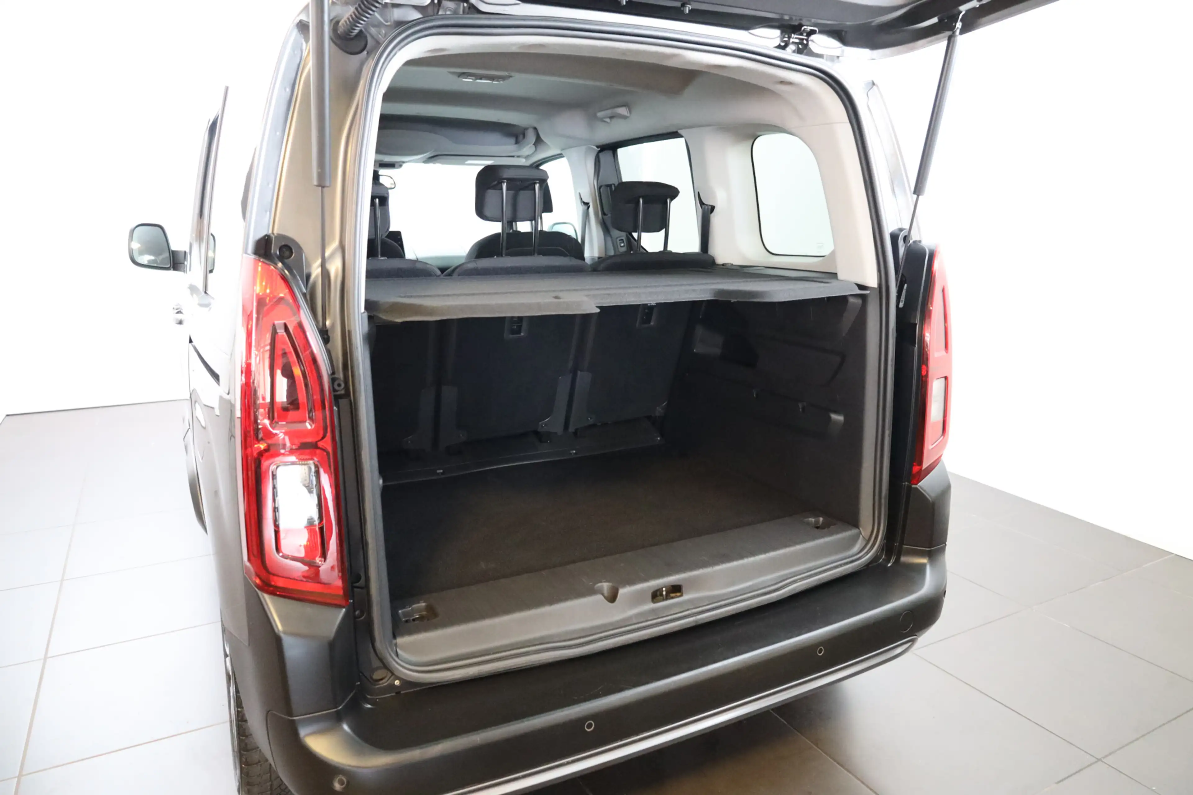 Citroen Berlingo PT 130 Shine XTR Automaat-8 Camera | Sensoren | Ca — photo 14