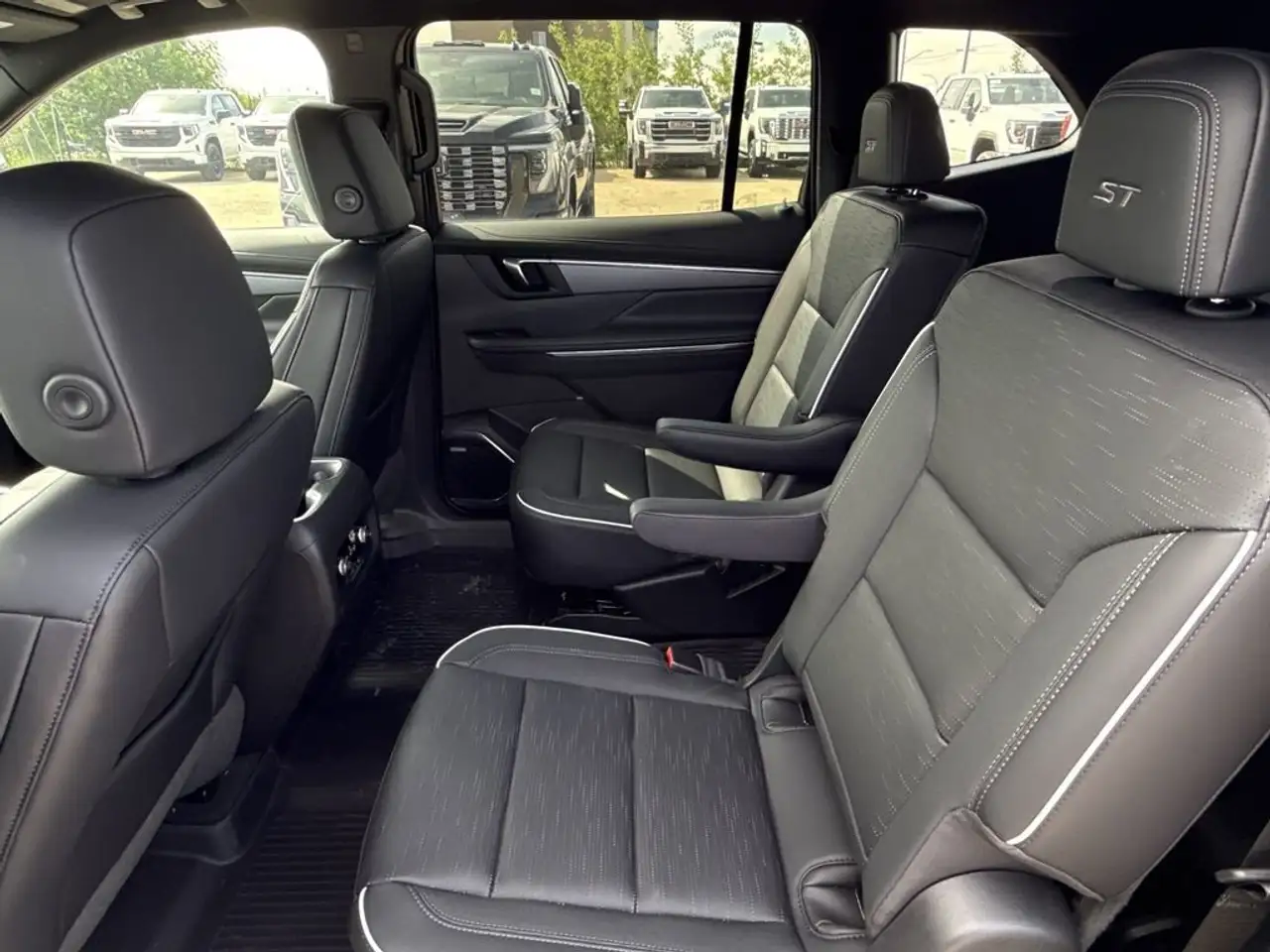 Buick Enclave снимка Buick Enclave