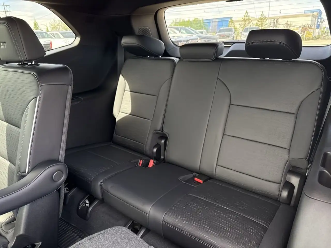 Buick Enclave снимка Buick Enclave