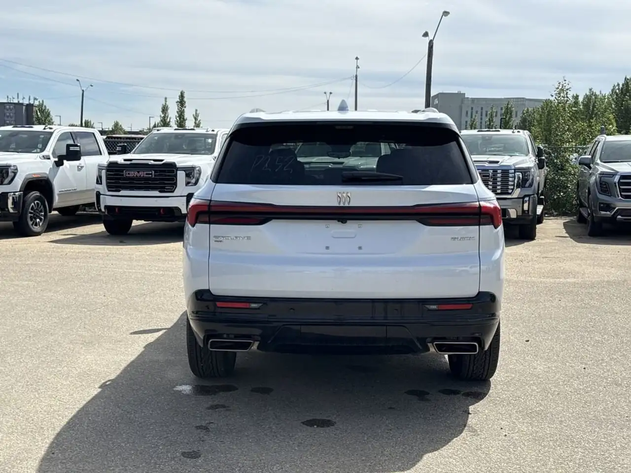 Buick Enclave снимка Buick Enclave