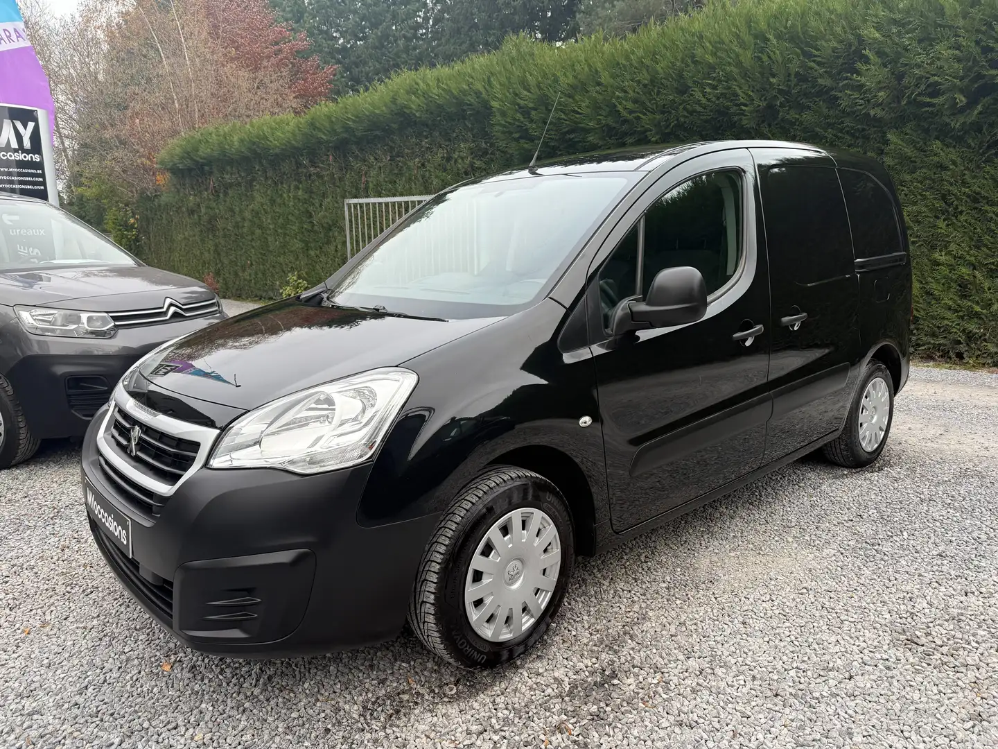 Peugeot Partner 1.6 BlueHDi - TVA DEDUCTIBLE - EURO 6b - A VOIR - Noir - 1