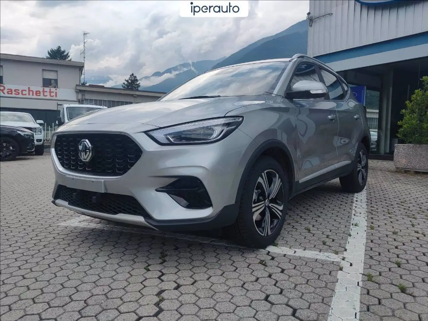 MG ZS 1.5 Classic Comfort Grijs - 2