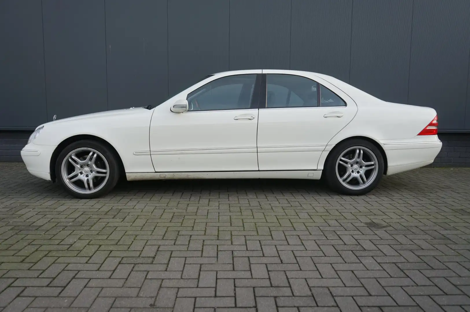 Mercedes-Benz S 320 Youngtimer/Incl BTW/149dkm! Bílá - 2