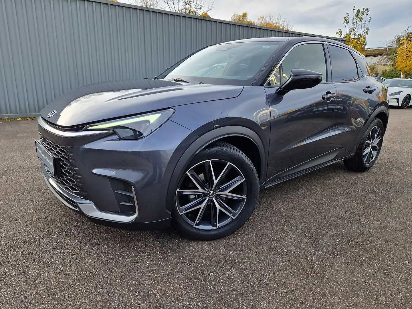 Lexus LBX FWD Emotion Technologie Paket Grau - 1