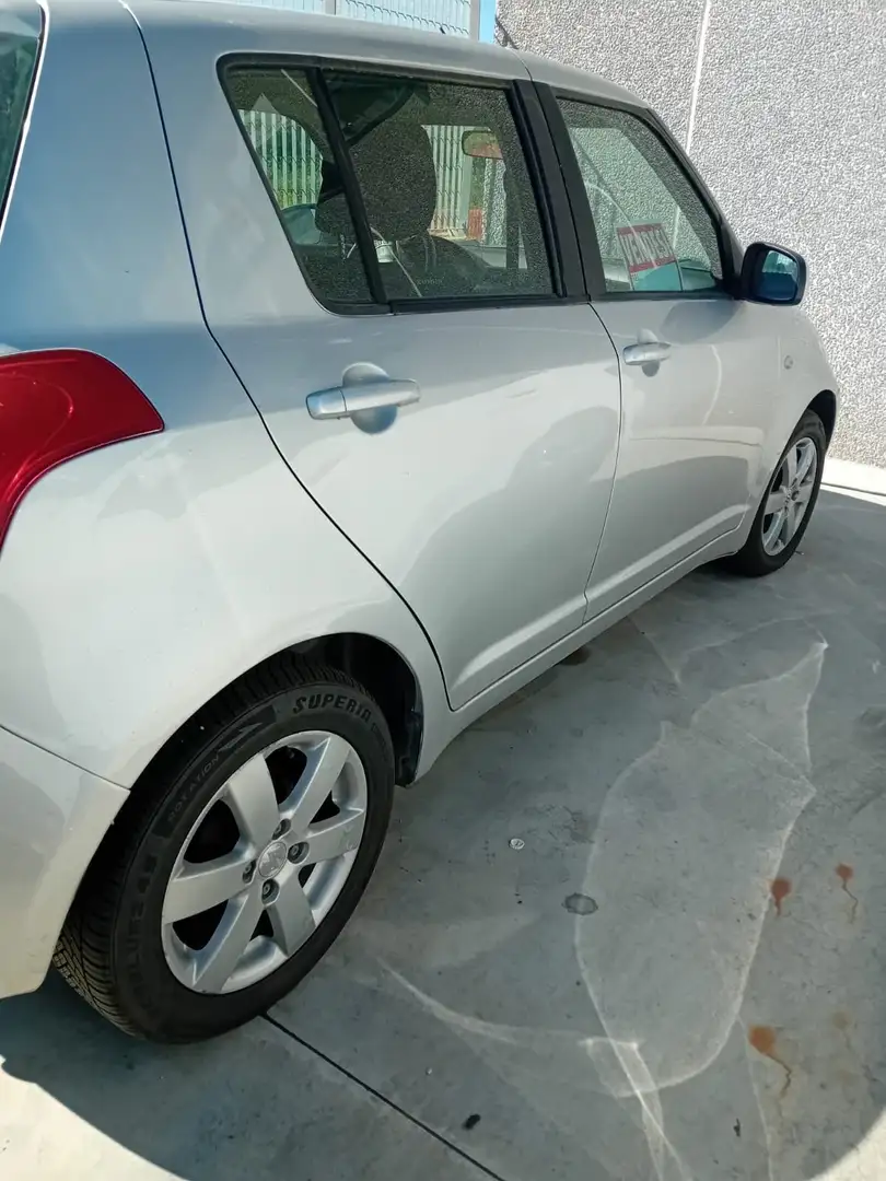 Suzuki Swift Swift IV 2005 5p 1.3 ddis GL Safety Pack 75cv dpf Argento - 2