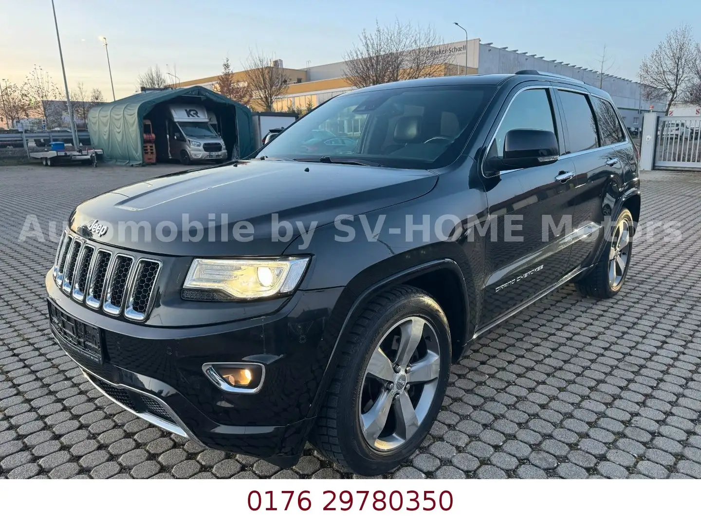 Jeep Grand Cherokee 3.0 CRD Overland*AHK Schwarz - 1