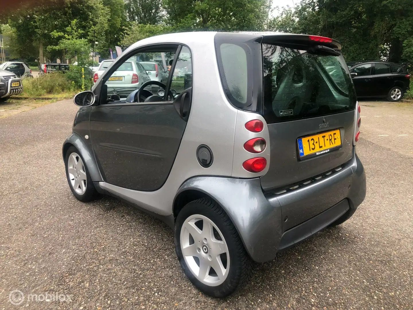 smart city-coupé/city-cabrio smart & passion Gris - 2
