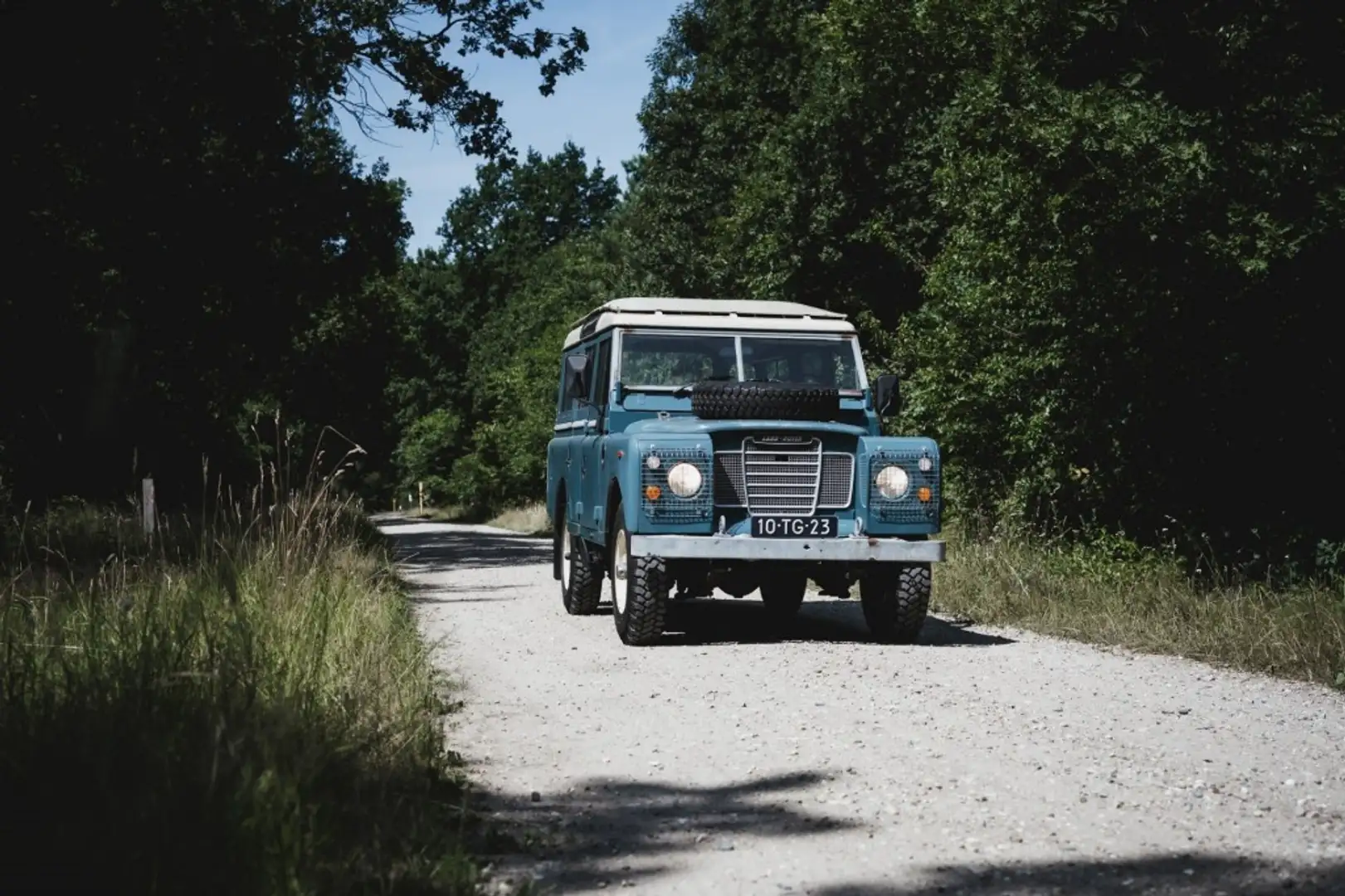 Land Rover SW Синій - 1