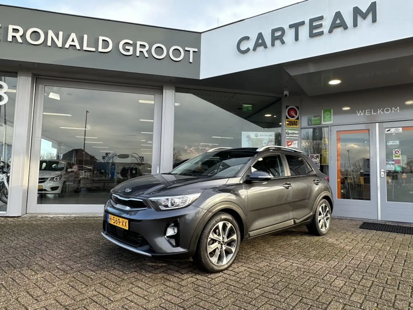 Kia Stonic 1.0 T-GDi DynPl.Line | Airco | Cruise | Carplay | Grau - 2