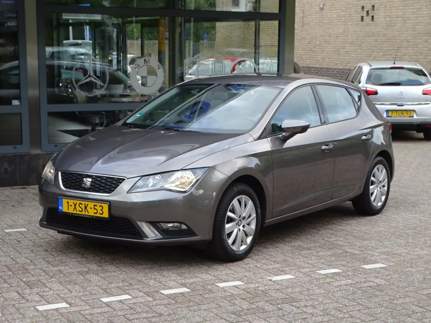 SEAT Leon 1.2 TSI Entry Airco Grijs - 2