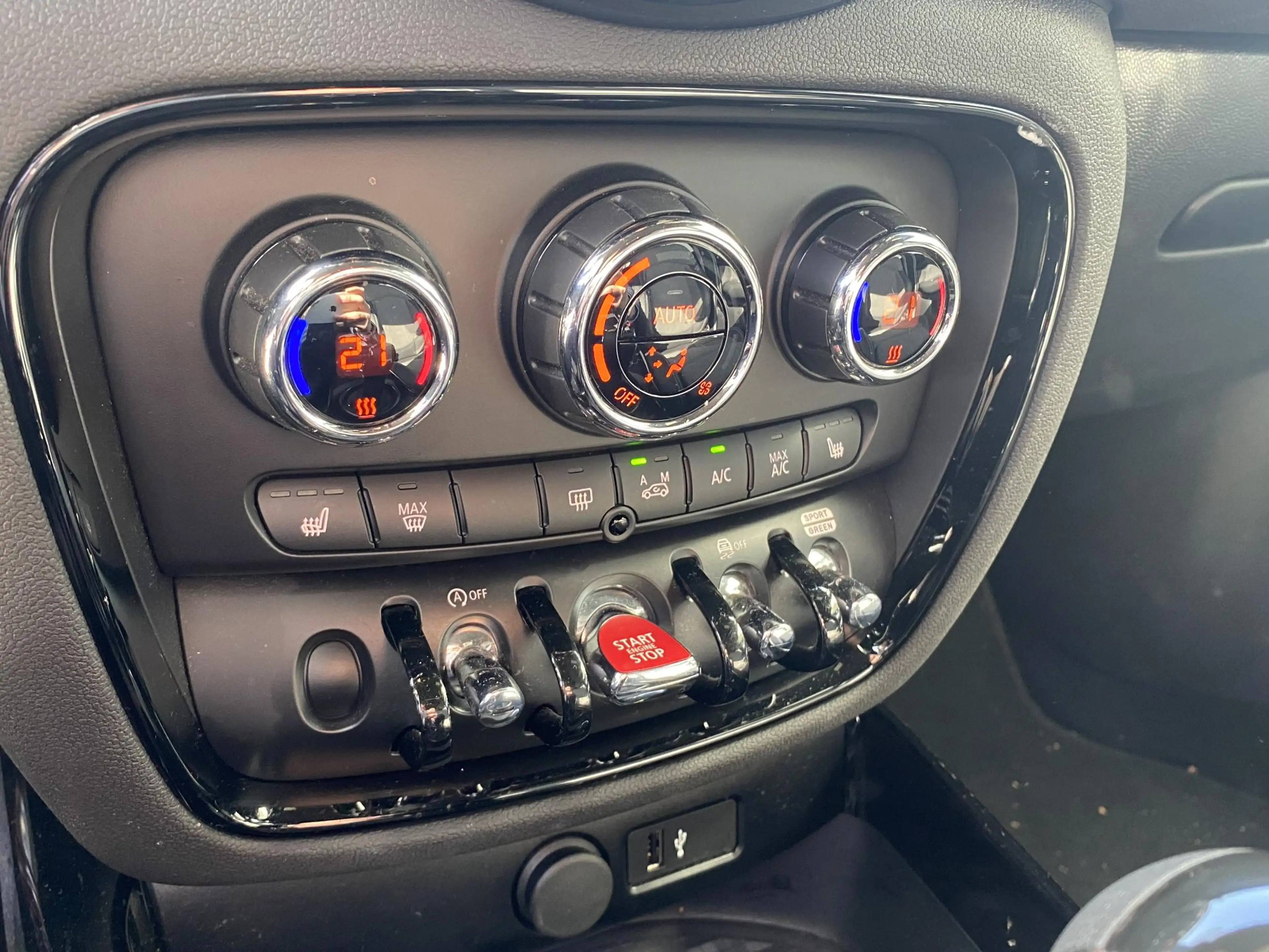 MINI Cooper S Clubman 2.0 MINI Yours — photo 5