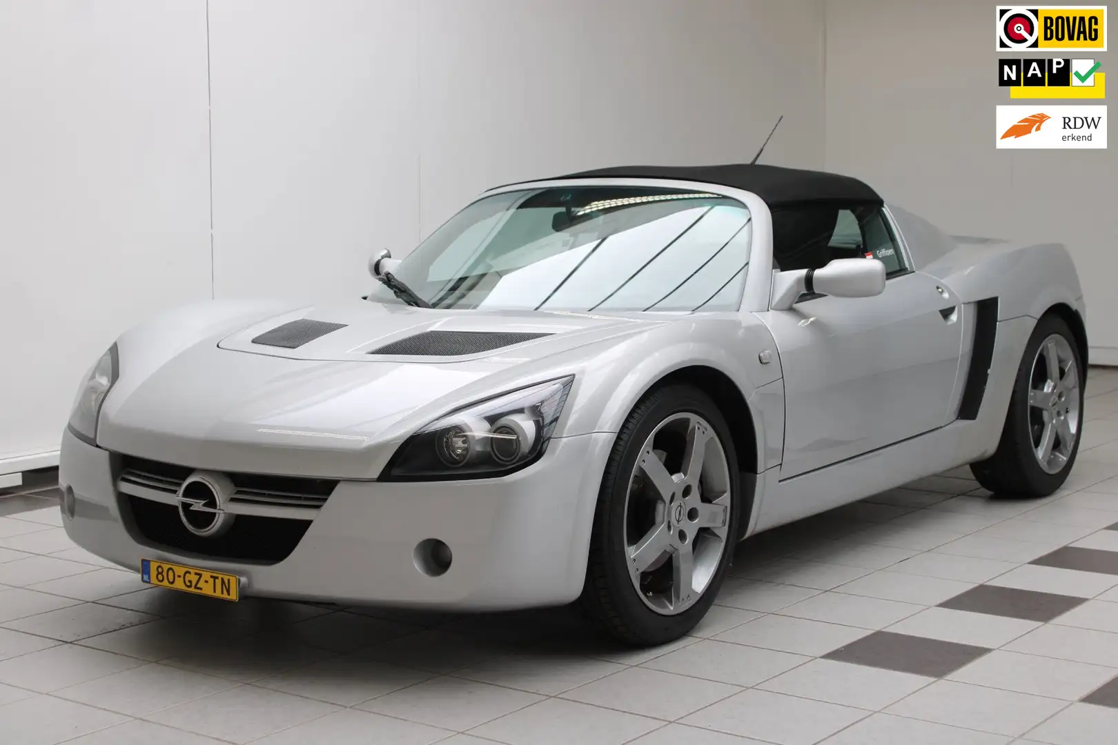 Opel Speedster 2.2-16V - Cabrio Softtop en lage KM-stand Grau - 1